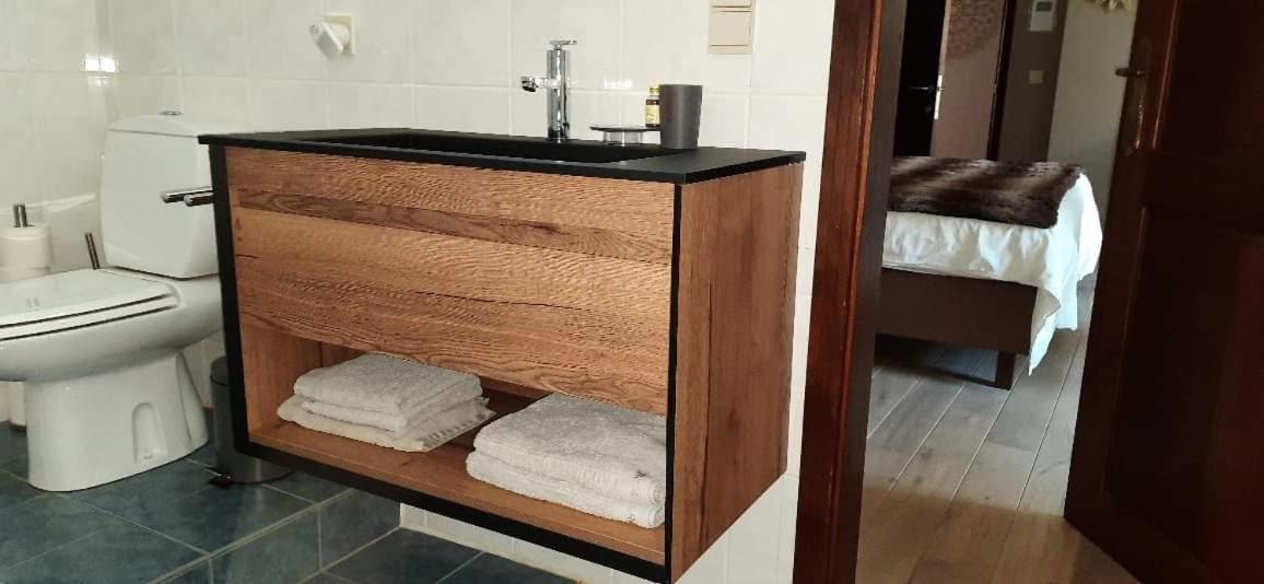 B&B Madoli Erezee ภายนอก รูปภาพ